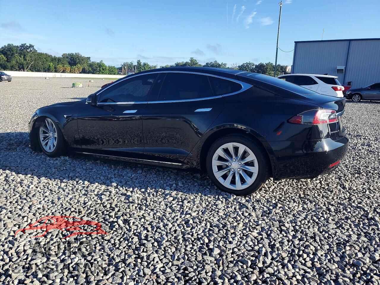 TESLA MODEL S 2018 - 5YJSA1E25JF293984