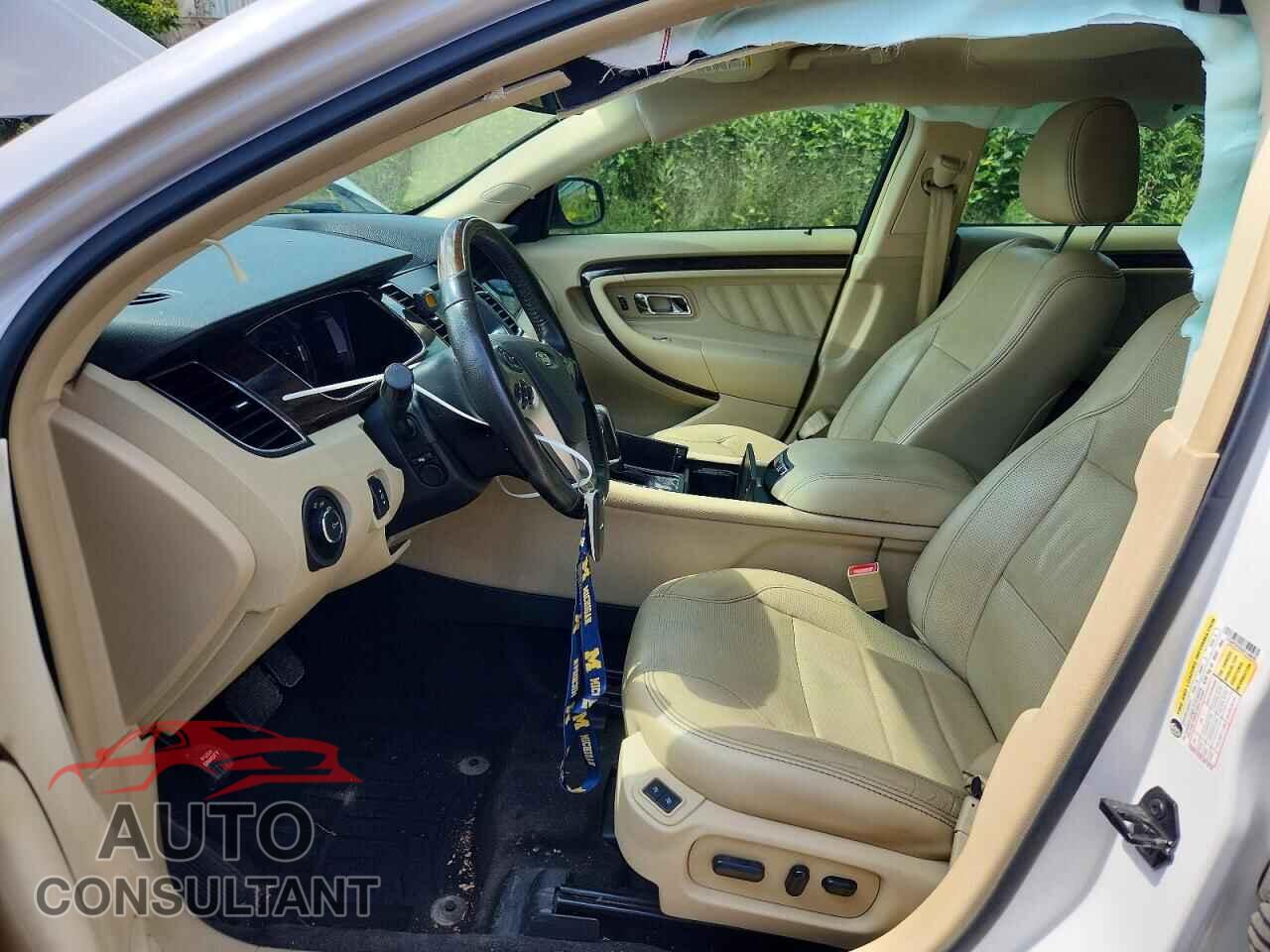 FORD TAURUS 2016 - 1FAHP2F82GG148648