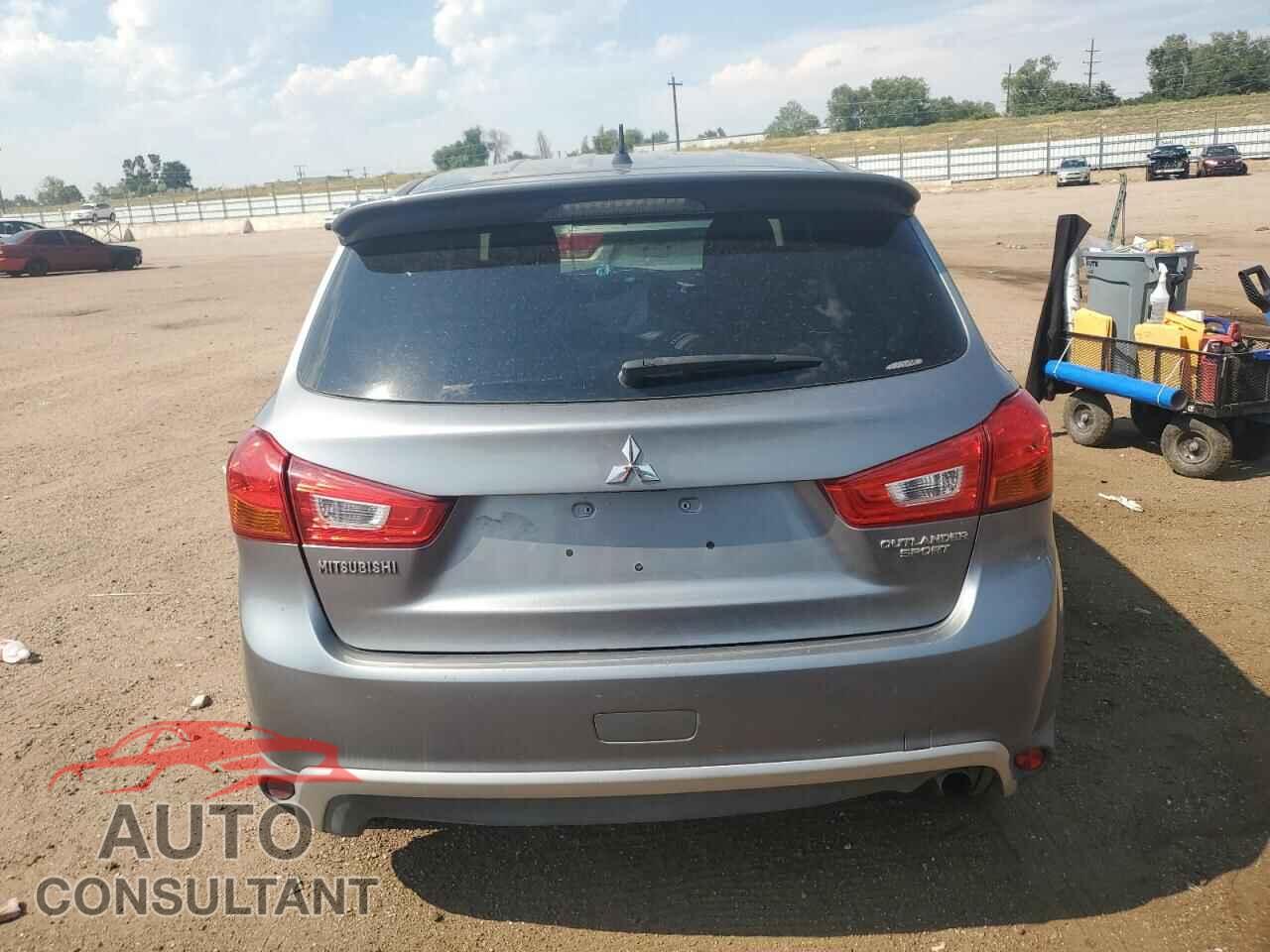 MITSUBISHI OUTLANDER 2015 - 4A4AR3AU7FE015662