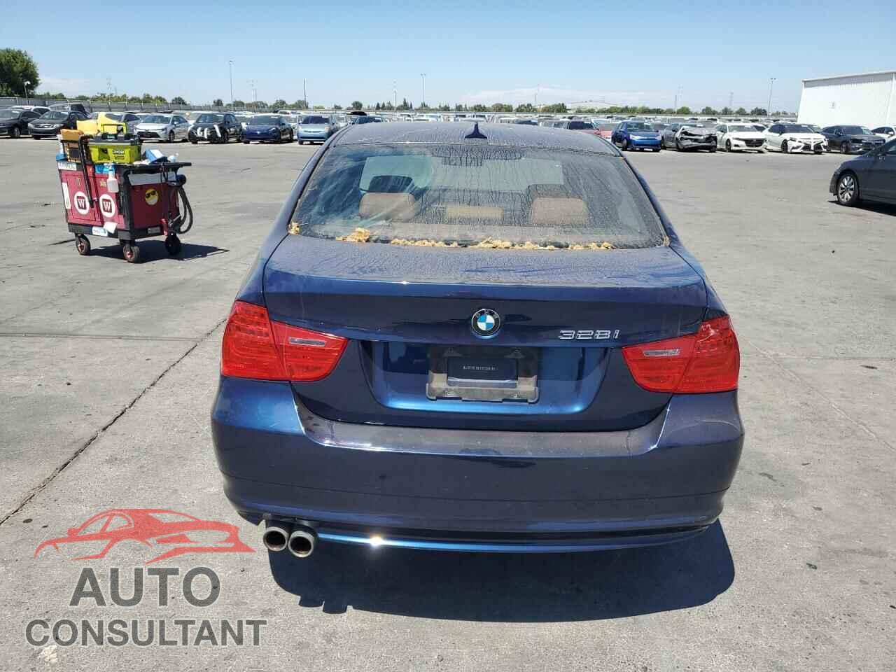 BMW 3 SERIES 2011 - WBAPH7C50BE462181