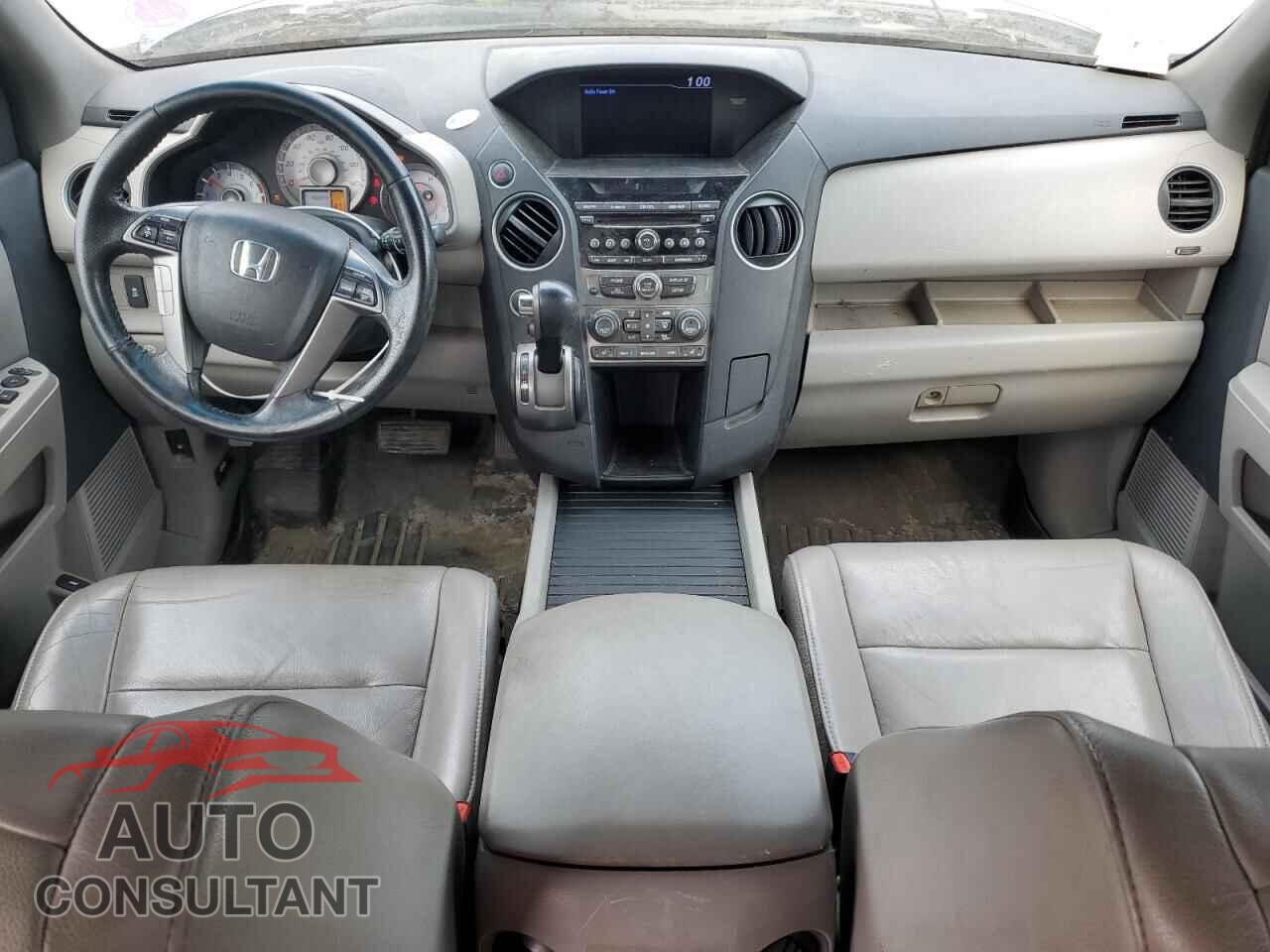 HONDA PILOT 2014 - 5FNYF4H59EB006106