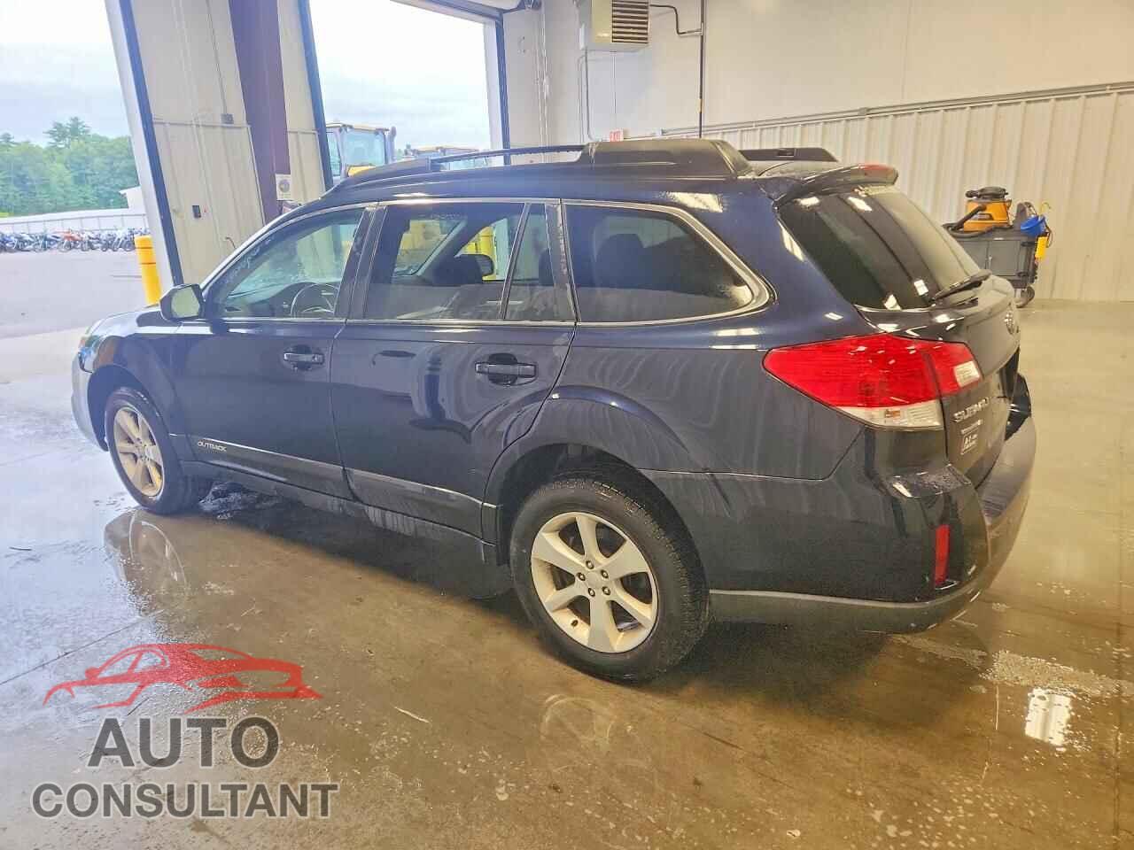 SUBARU OUTBACK 2013 - 4S4BRBCC9D3324001