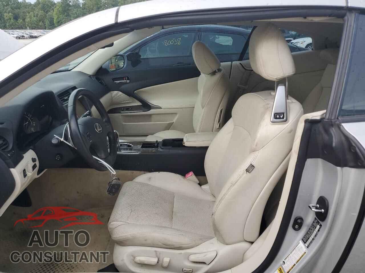 LEXUS IS 2010 - JTHFF2C28A2503569