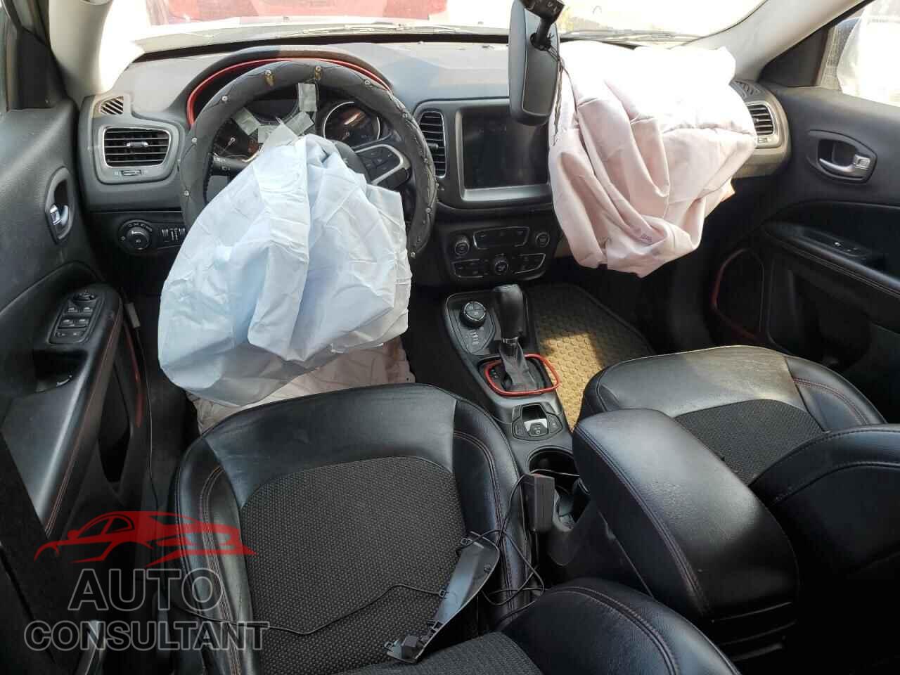 JEEP COMPASS 2020 - 3C4NJDDB7LT232768