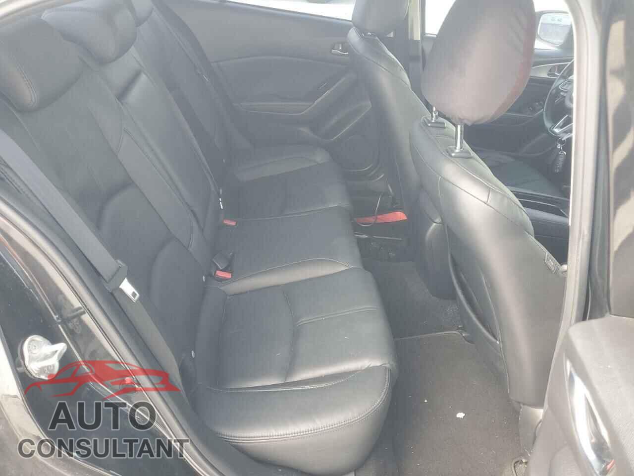 MAZDA 3 2017 - 3MZBN1V7XHM100490