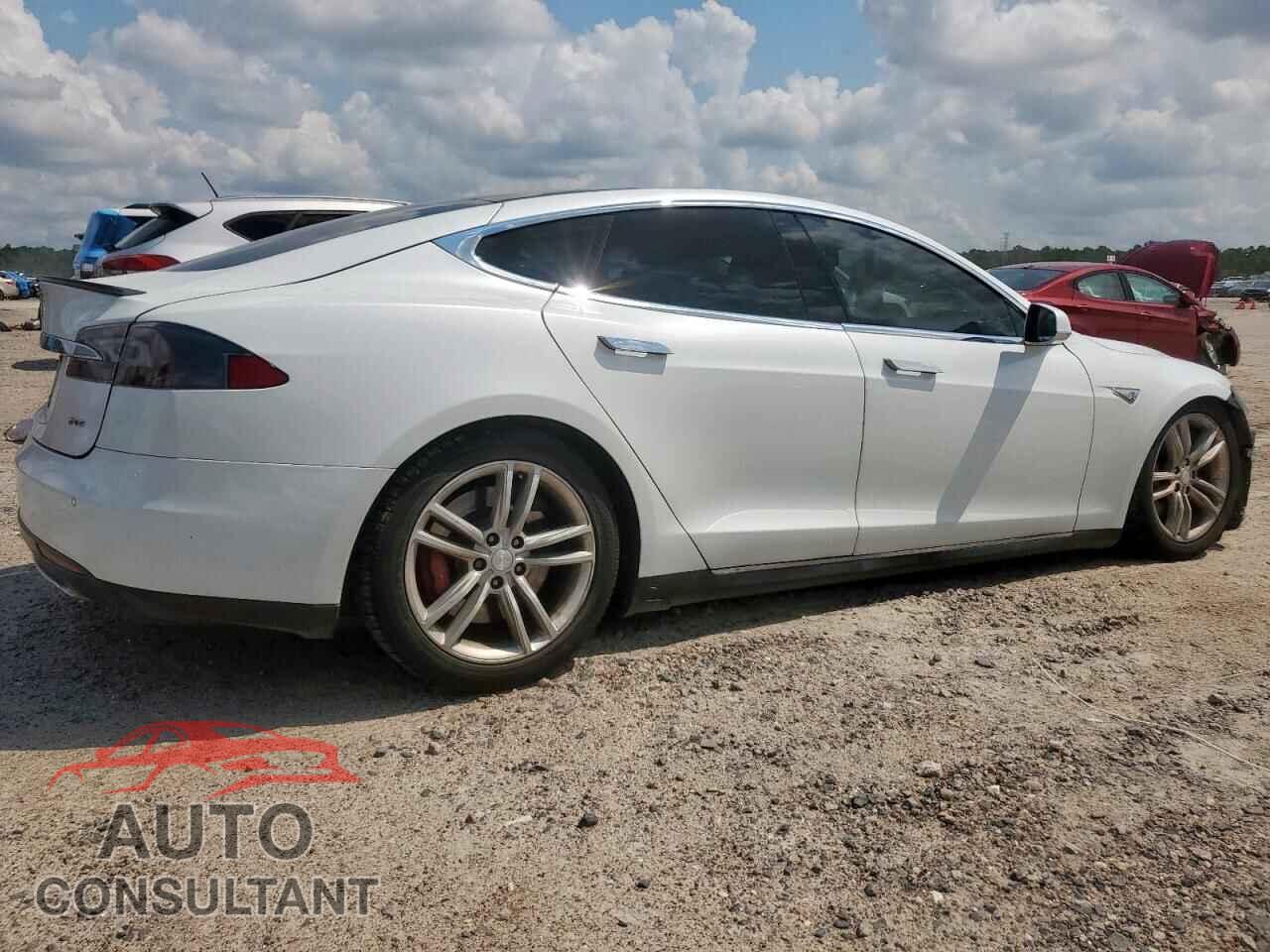 TESLA MODEL S 2014 - 5YJSA1H18EFP27808