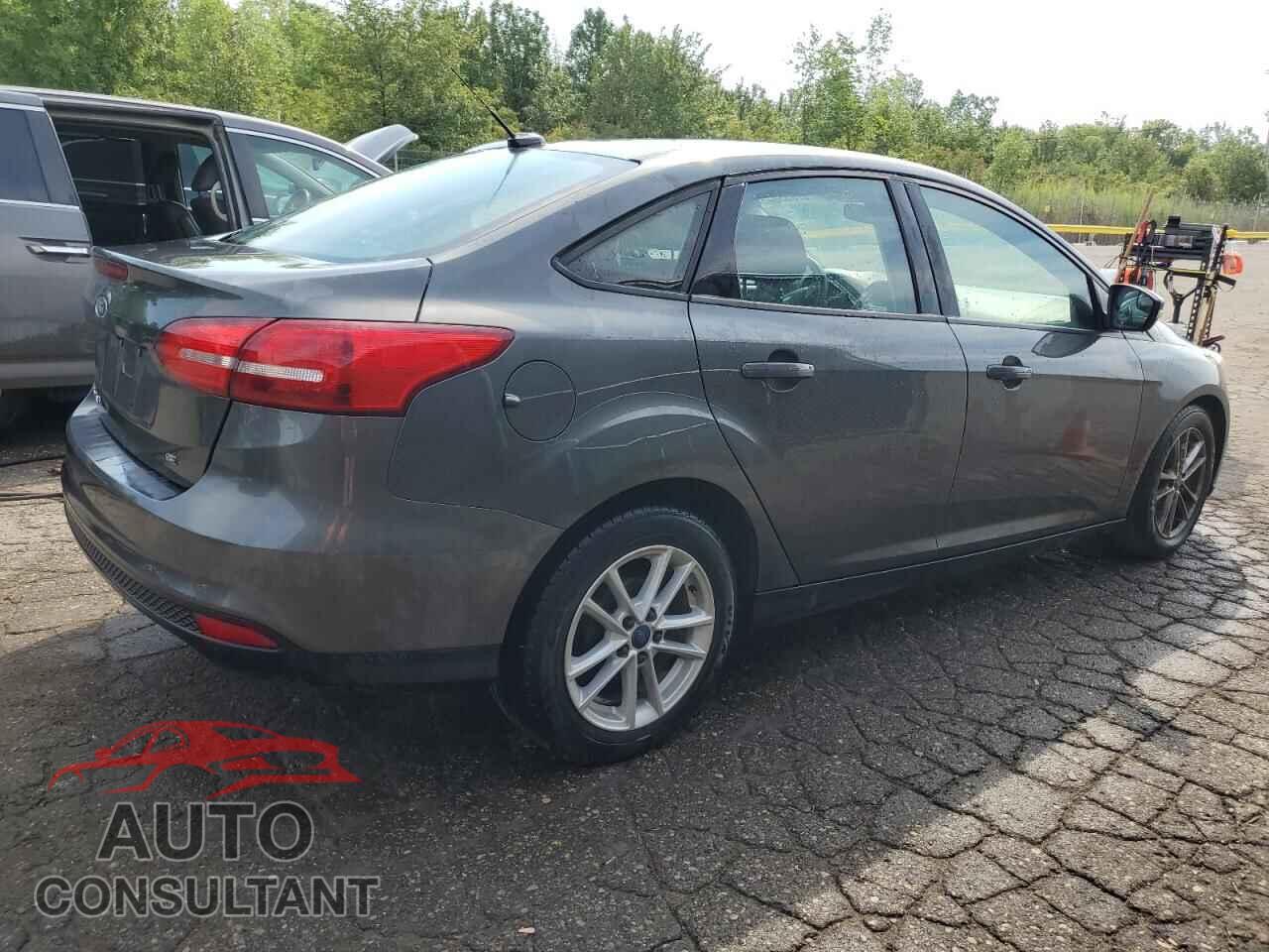FORD FOCUS 2017 - 1FADP3F29HL264258