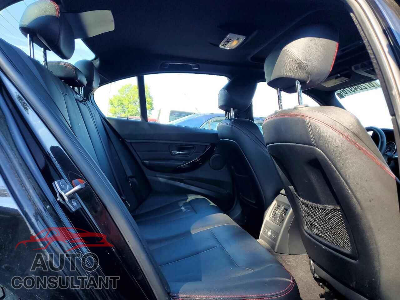 BMW 3 SERIES 2013 - WBA3A5G53DNN66104
