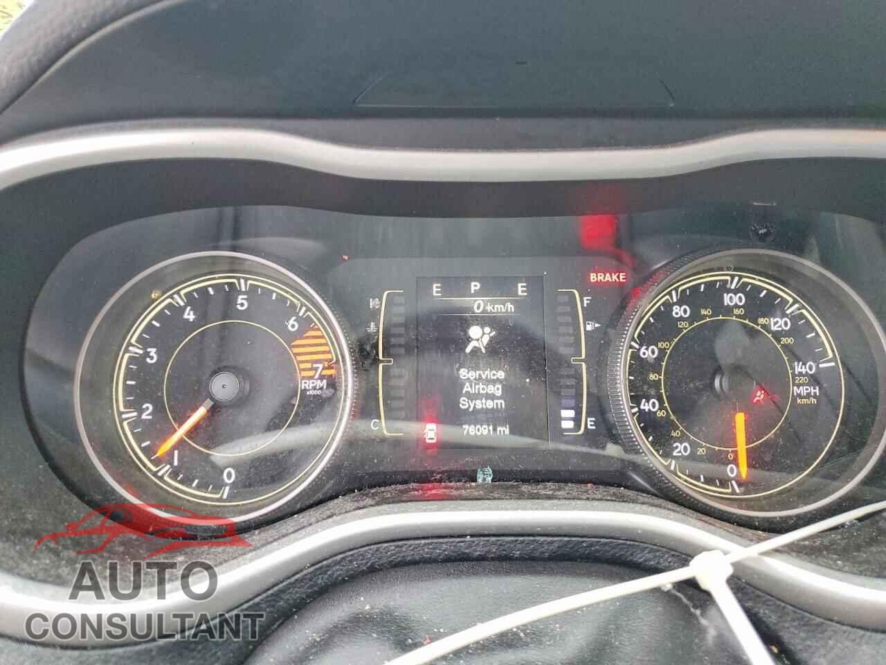 JEEP CHEROKEE 2018 - 1C4PJMLB3JD602028