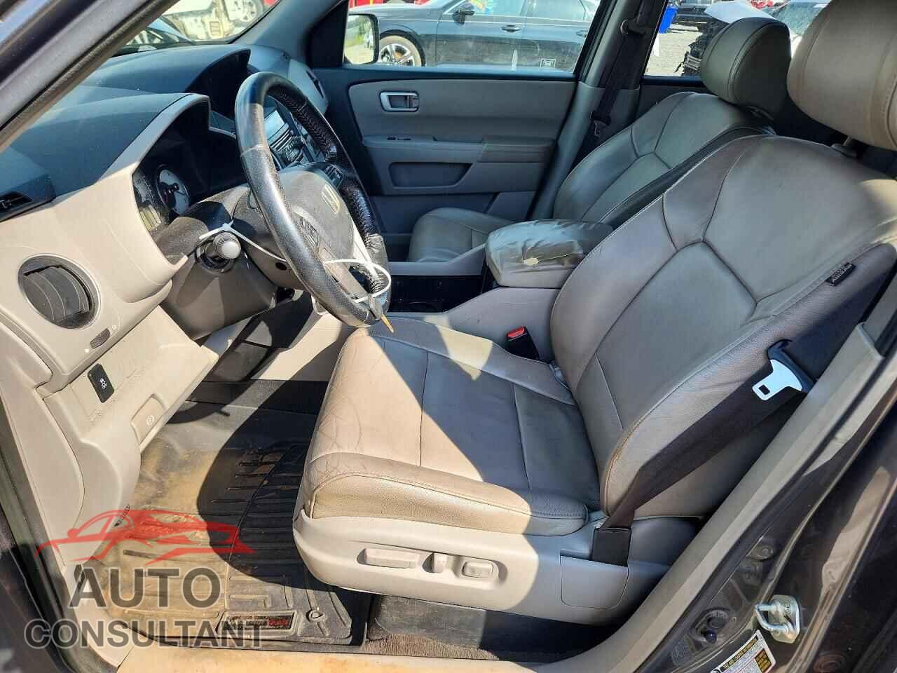HONDA PILOT 2012 - 5FNYF3H62CB038623