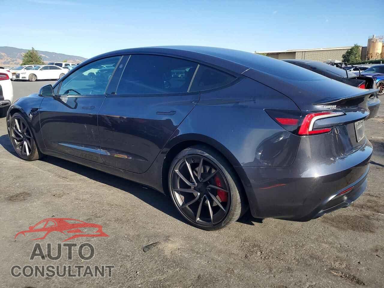 TESLA MODEL 3 2024 - 5YJ3E1ET7RF846826