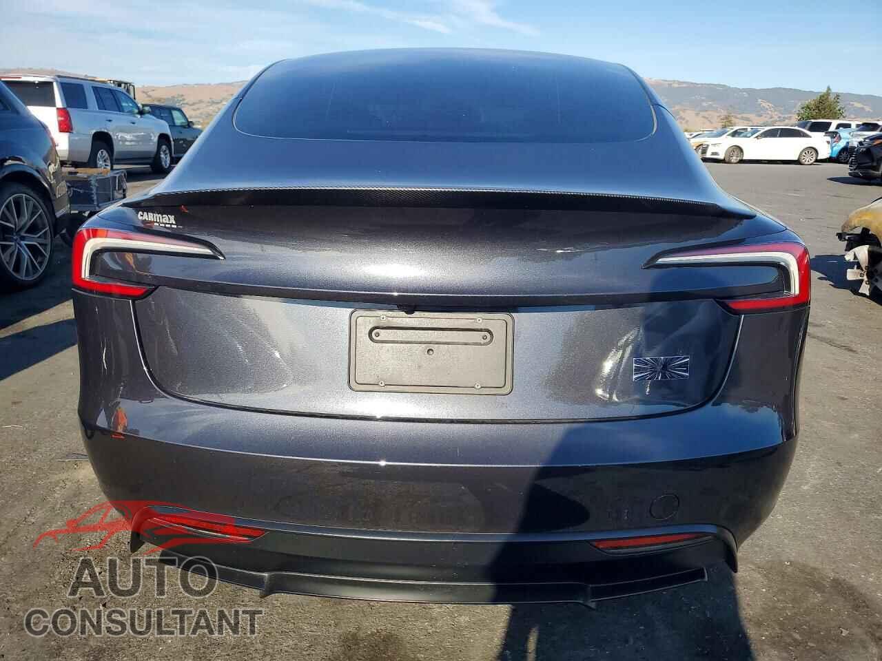 TESLA MODEL 3 2024 - 5YJ3E1ET7RF846826