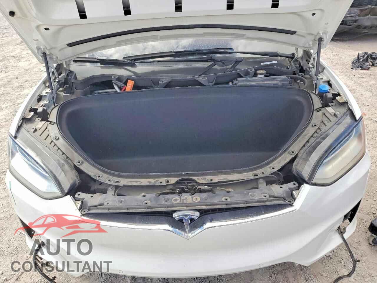 TESLA MODEL X 2017 - 5YJXCDE28HF055770