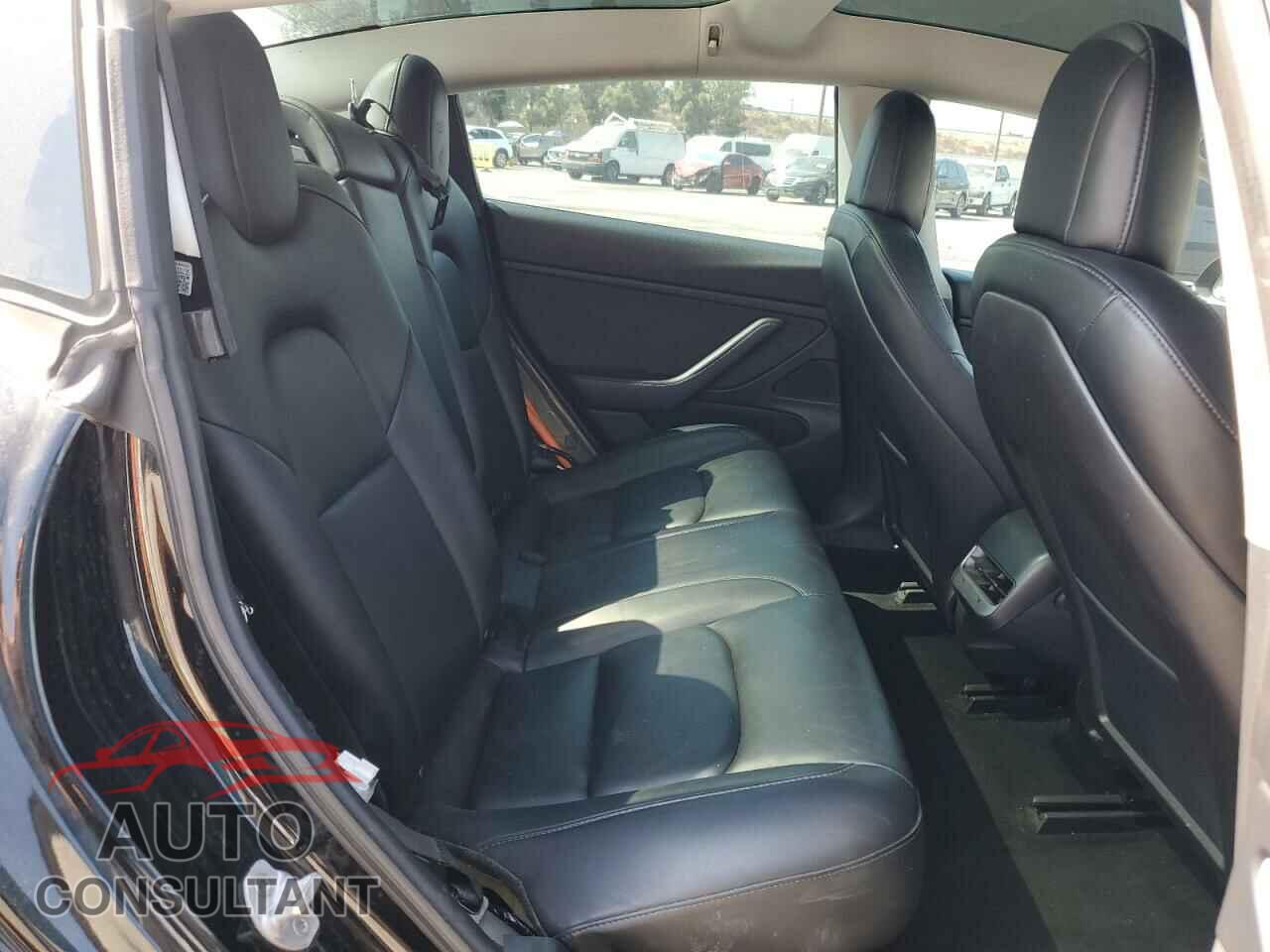 TESLA MODEL 3 2019 - 5YJ3E1EA1KF324519