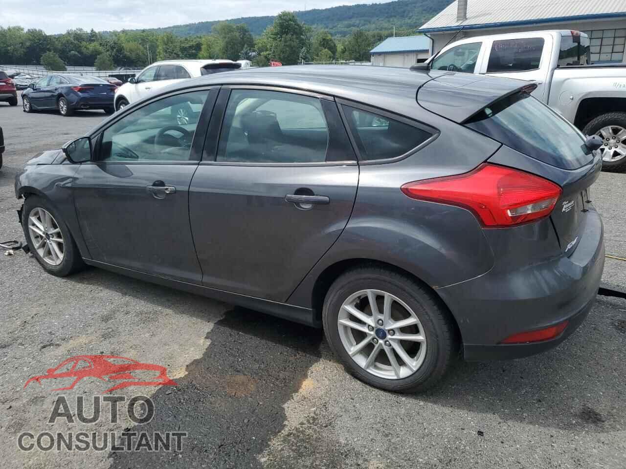 FORD FOCUS 2017 - 1FADP3K2XHL247099