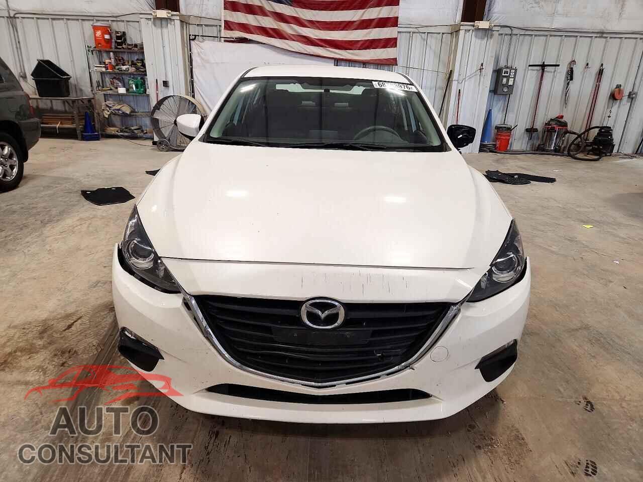 MAZDA 3 2016 - 3MZBM1T76GM314526