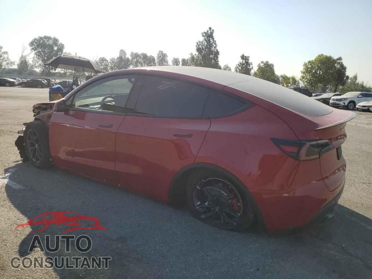 TESLA MODEL Y 2023 - 7SAYGDEF6PF648475