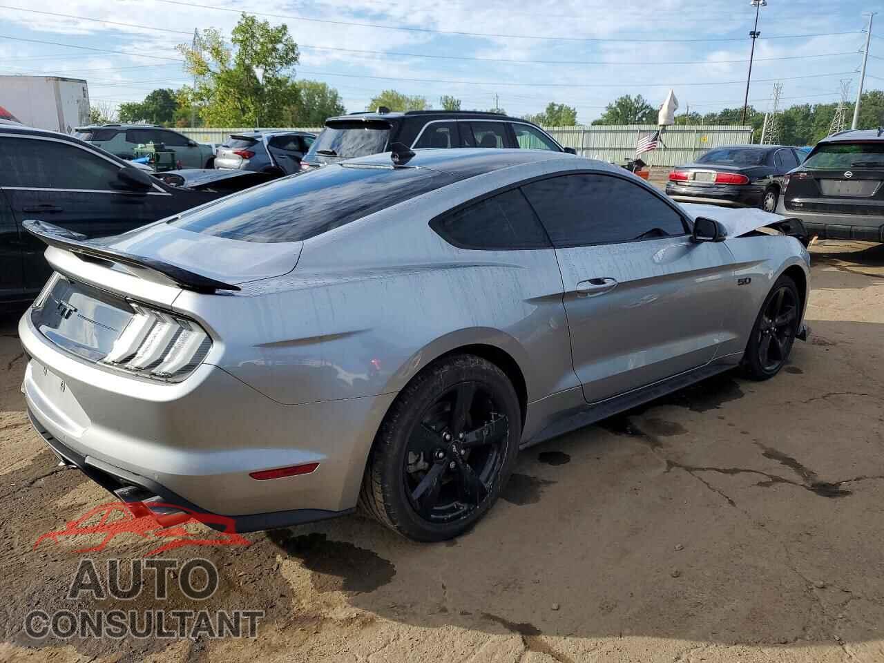 FORD MUSTANG 2021 - 1FA6P8CF3M5117736