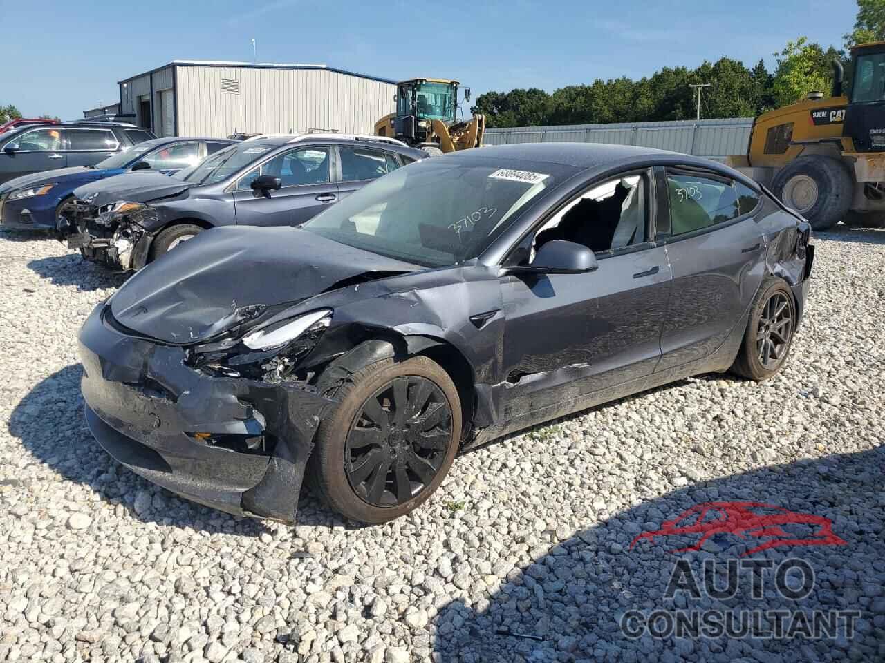 TESLA MODEL 3 2023 - 5YJ3E1EB1PF637103