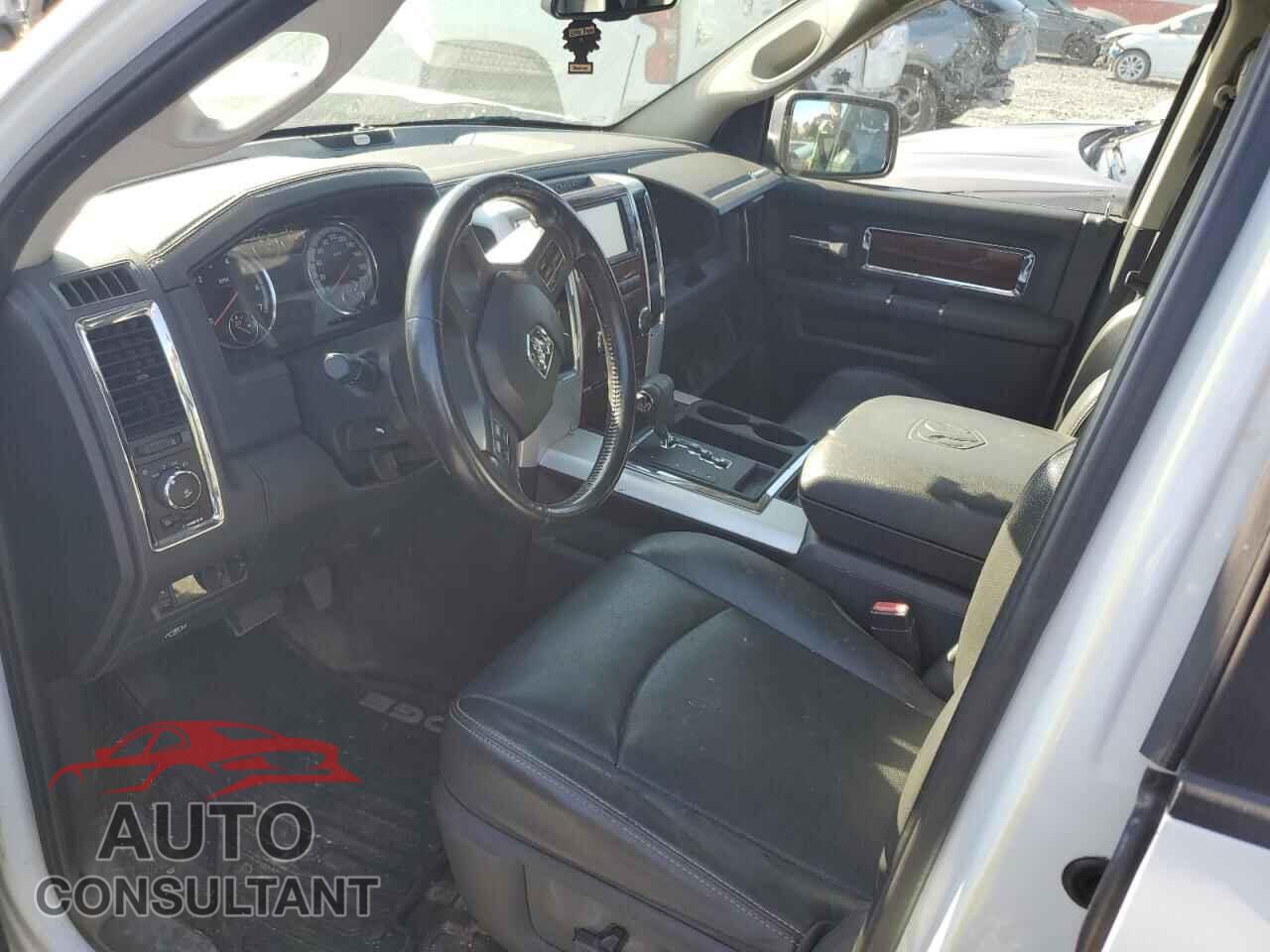 DODGE RAM 1500 2012 - 1C6RD7NT8CS111192