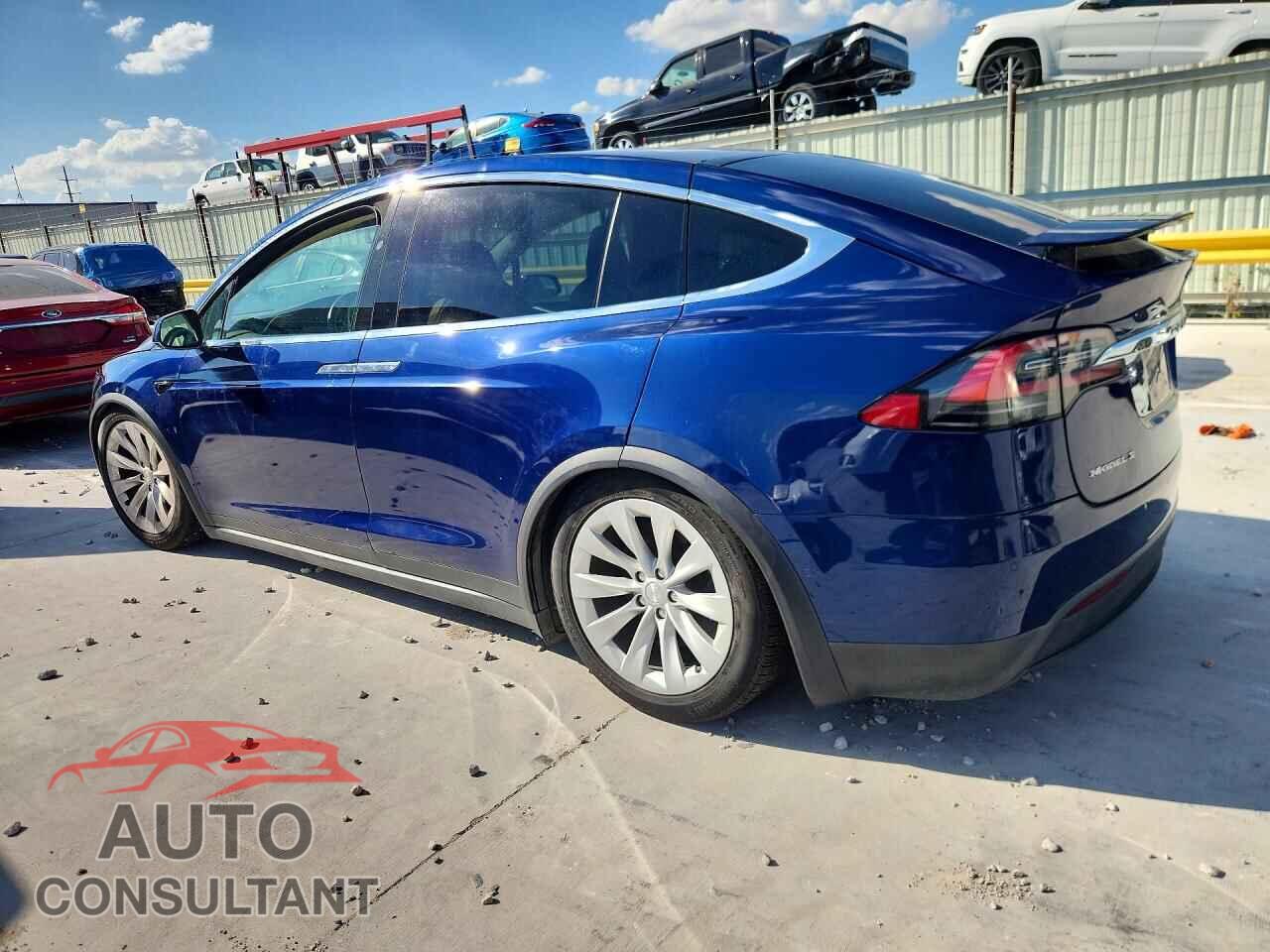 TESLA MODEL X 2017 - 5YJXCBE22HF051279