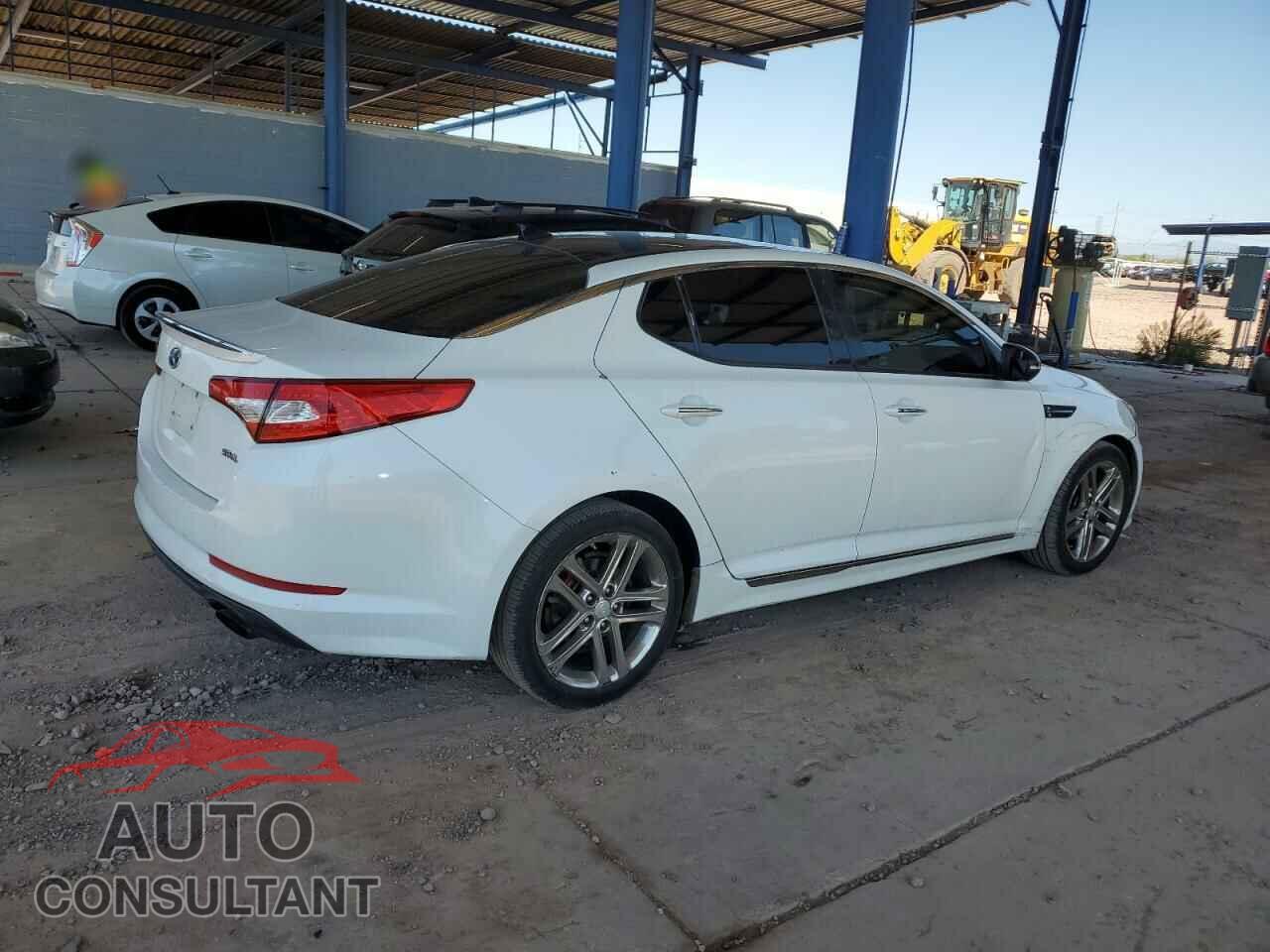 KIA OPTIMA 2013 - 5XXGR4A64DG197158