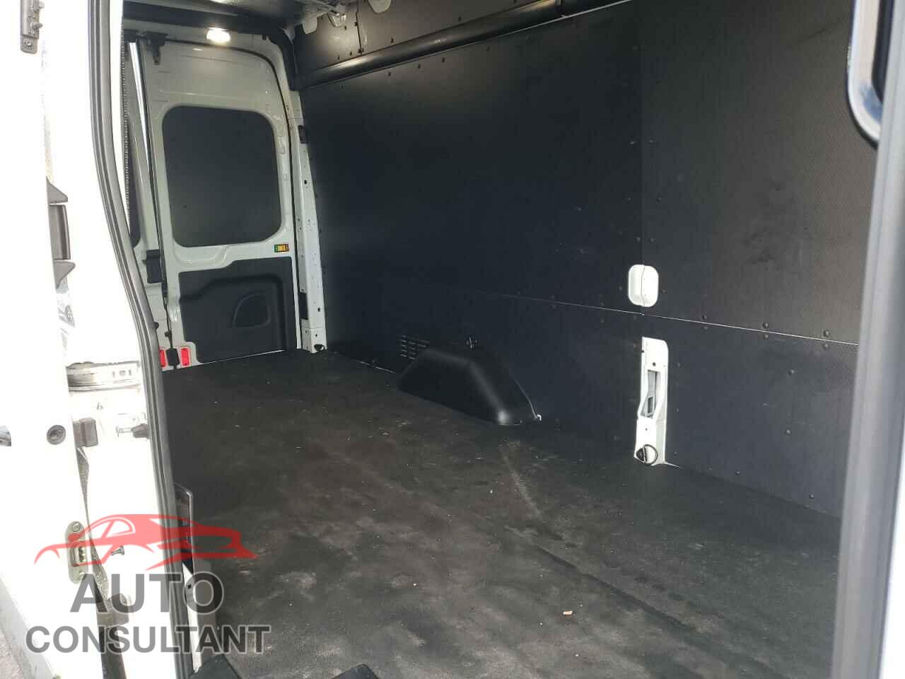 FORD TRANSIT CO 2019 - 1FTYR3XMXKKA20489