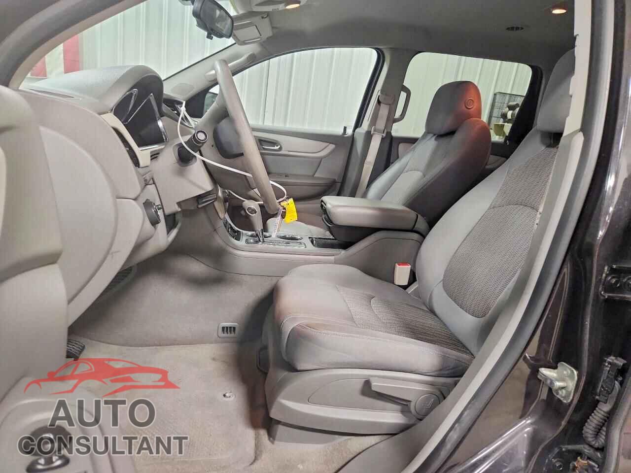 CHEVROLET TRAVERSE 2017 - 1GNKRFED8HJ276128