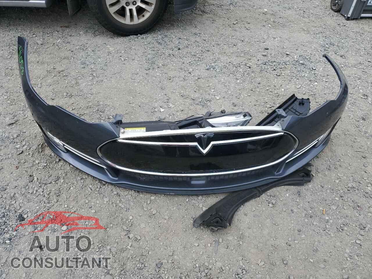 TESLA MODEL S 2015 - 5YJSA1H26FF084322