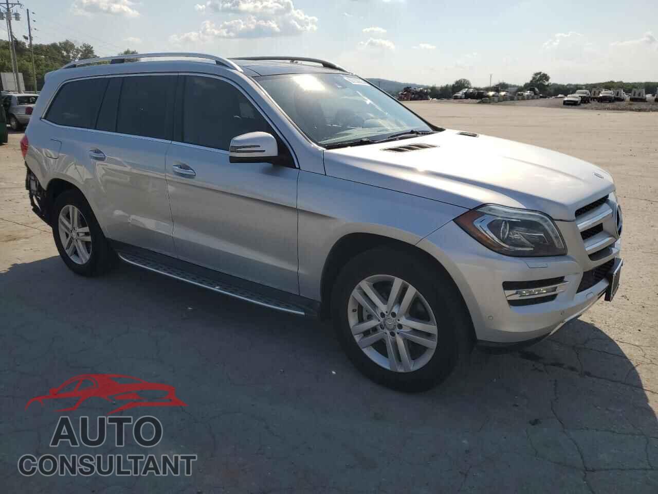 MERCEDES-BENZ GL-CLASS 2015 - 4JGDF2EE2FA572802