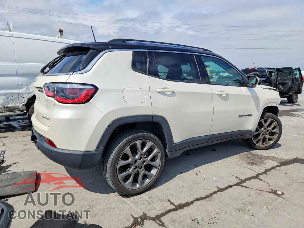 JEEP COMPASS 2018 - 3C4NJDCBXJT127737