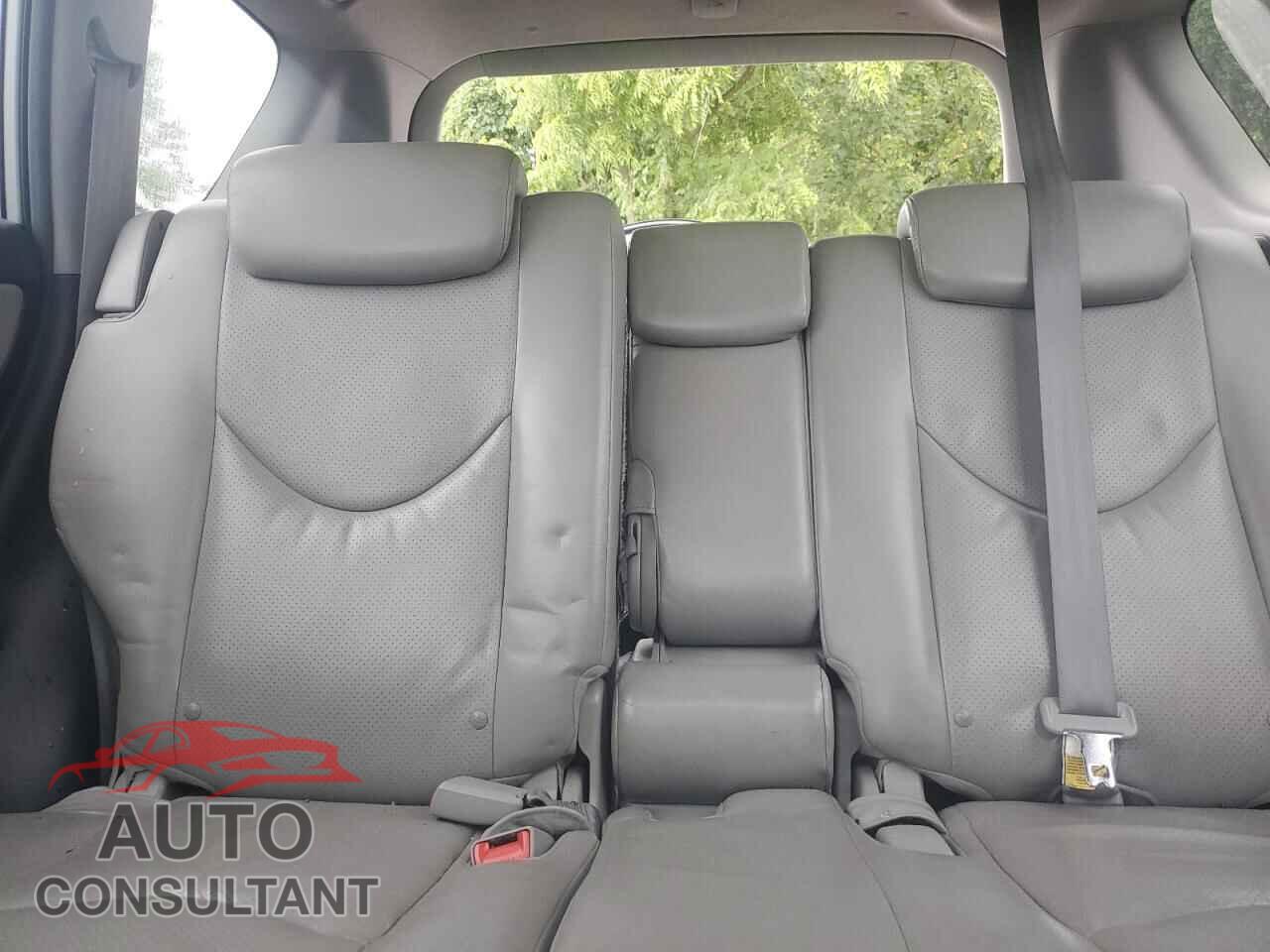 TOYOTA RAV4 2011 - 2T3DF4DV5BW082500