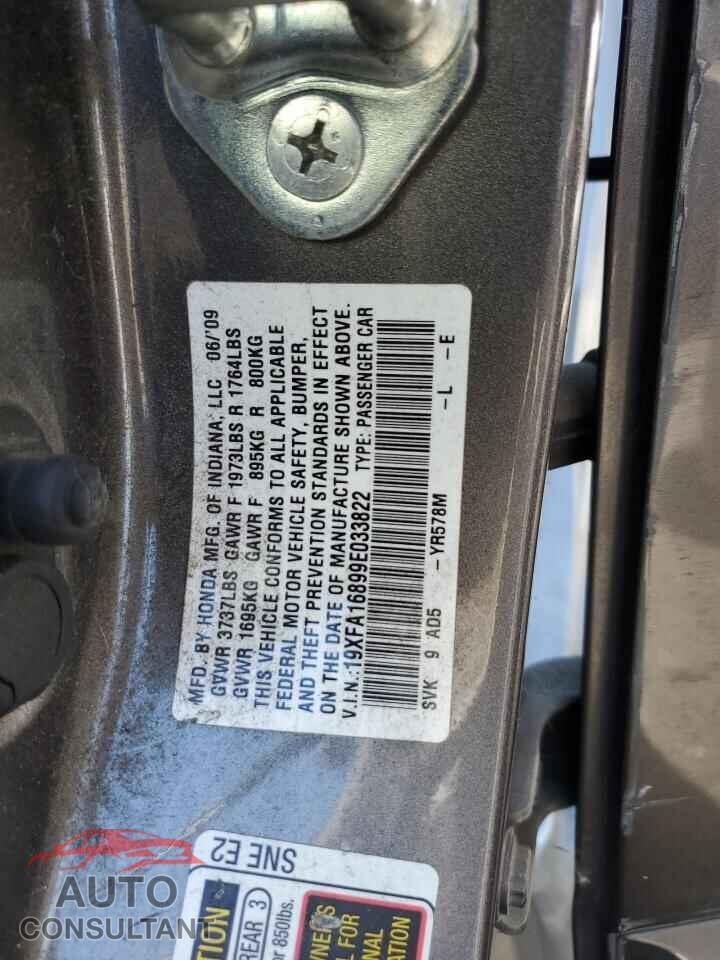 HONDA CIVIC 2009 - 19XFA16899E033822