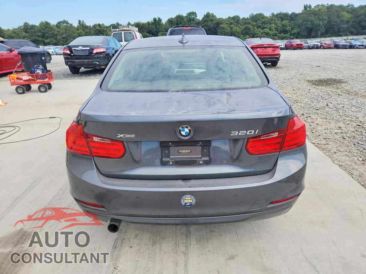 BMW 3 SERIES 2015 - WBA3C3C55FP664739