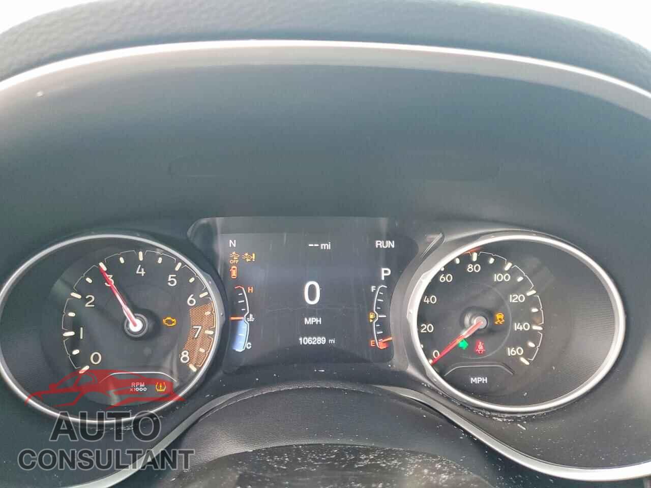 JEEP COMPASS 2018 - 3C4NJCCB3JT406702