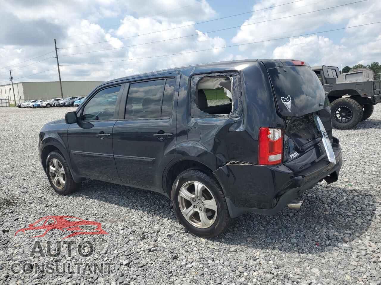 HONDA PILOT 2015 - 5FNYF3H68FB016193