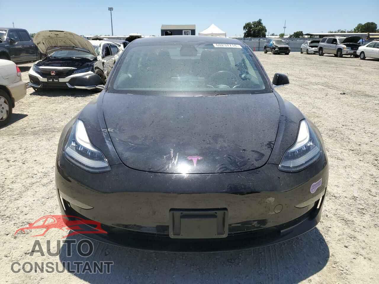 TESLA MODEL 3 2019 - 5YJ3E1EA6KF399927