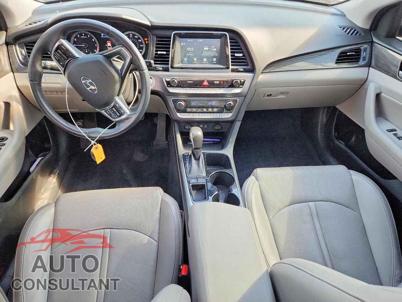 HYUNDAI SONATA 2018 - 5NPE34AF3JH643003