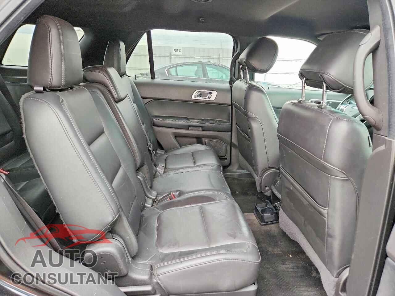 FORD EXPLORER 2015 - 1FM5K8D85FGB24940