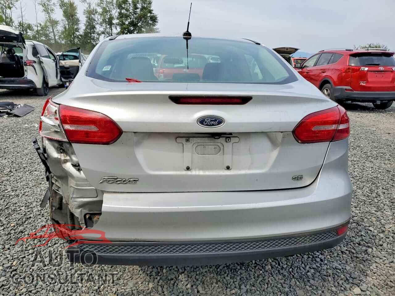 FORD FOCUS 2018 - 1FADP3F28JL218135
