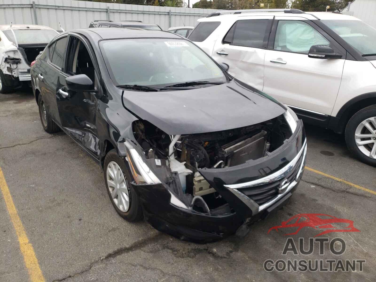 NISSAN VERSA 2019 - 3N1CN7APXKL875548