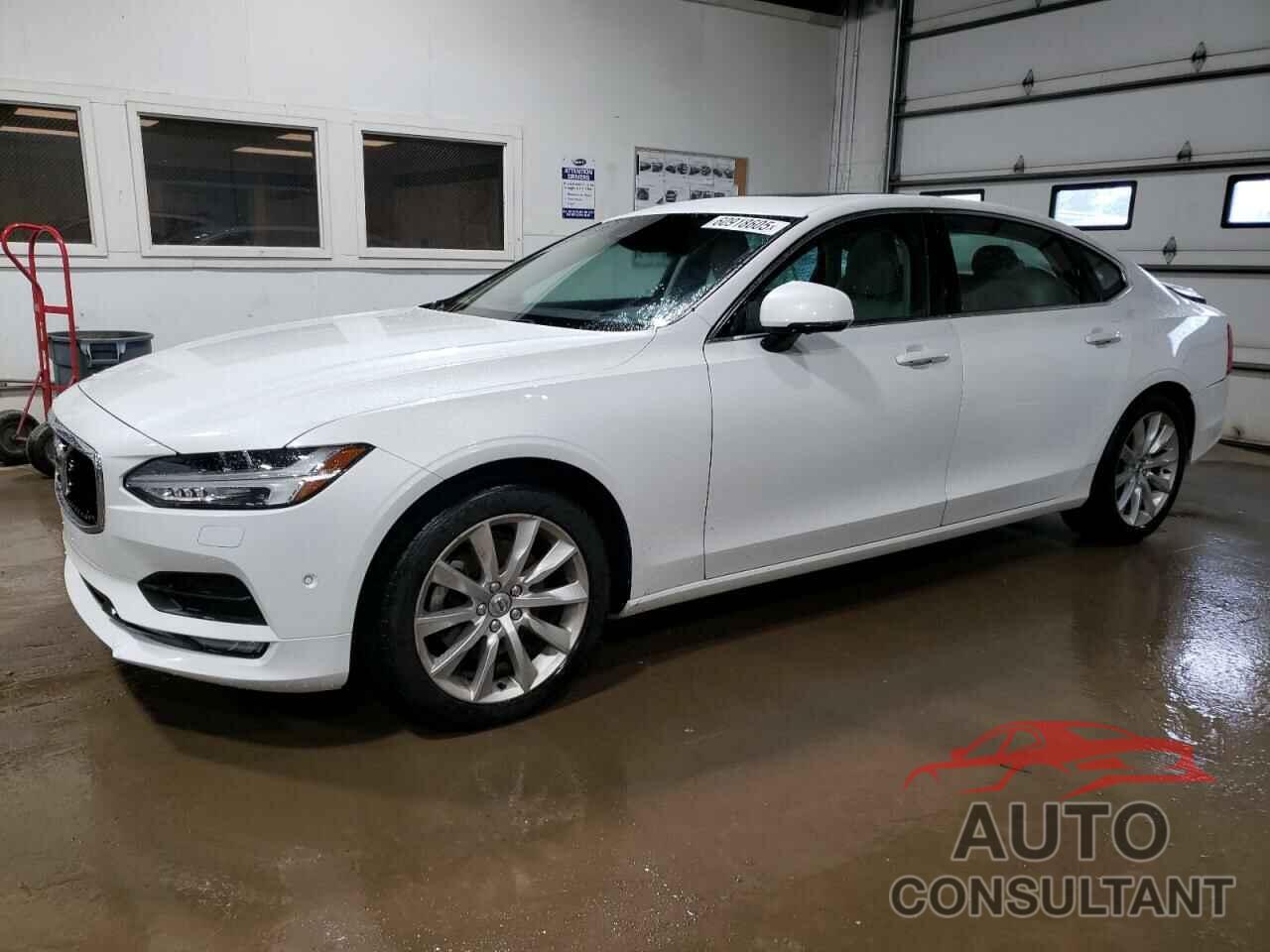 VOLVO S90 2018 - LVY982MK5JP024920