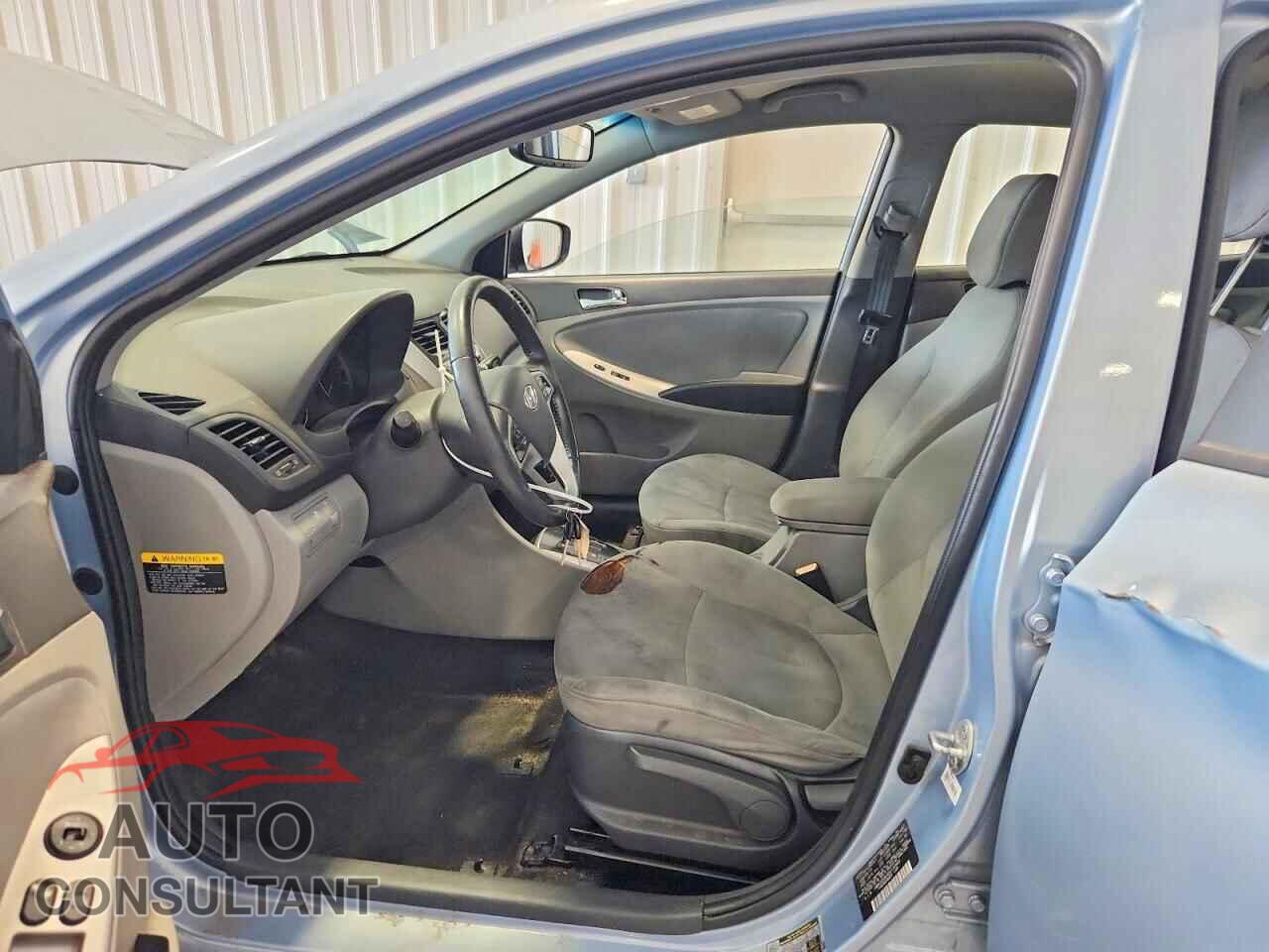 HYUNDAI ACCENT 2013 - KMHCU5AE4DU130883