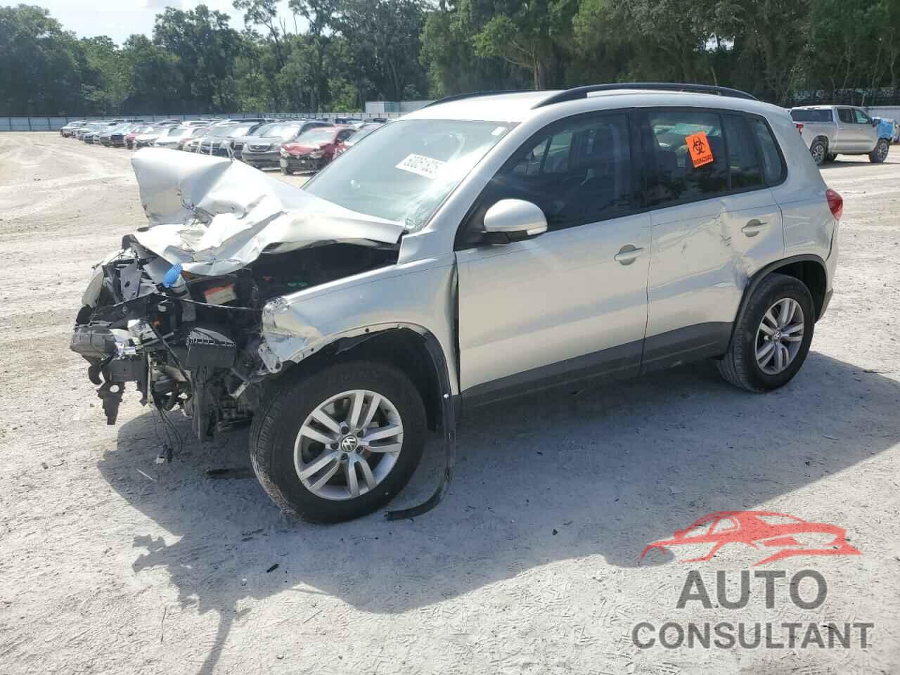 VOLKSWAGEN TIGUAN 2015 - WVGAV7AX3FW597981