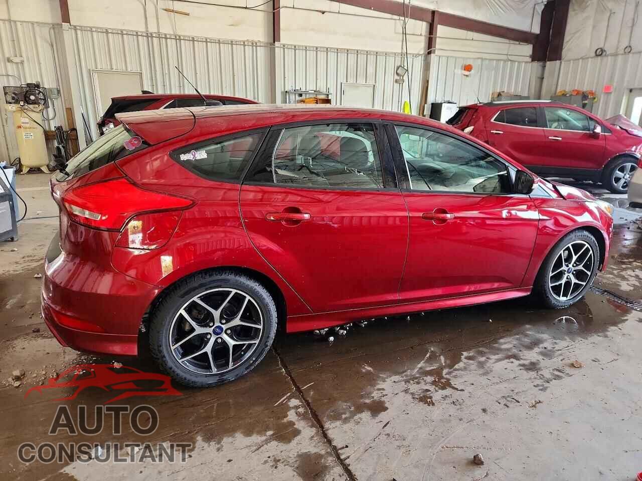 FORD FOCUS 2016 - 1FADP3K27GL243848