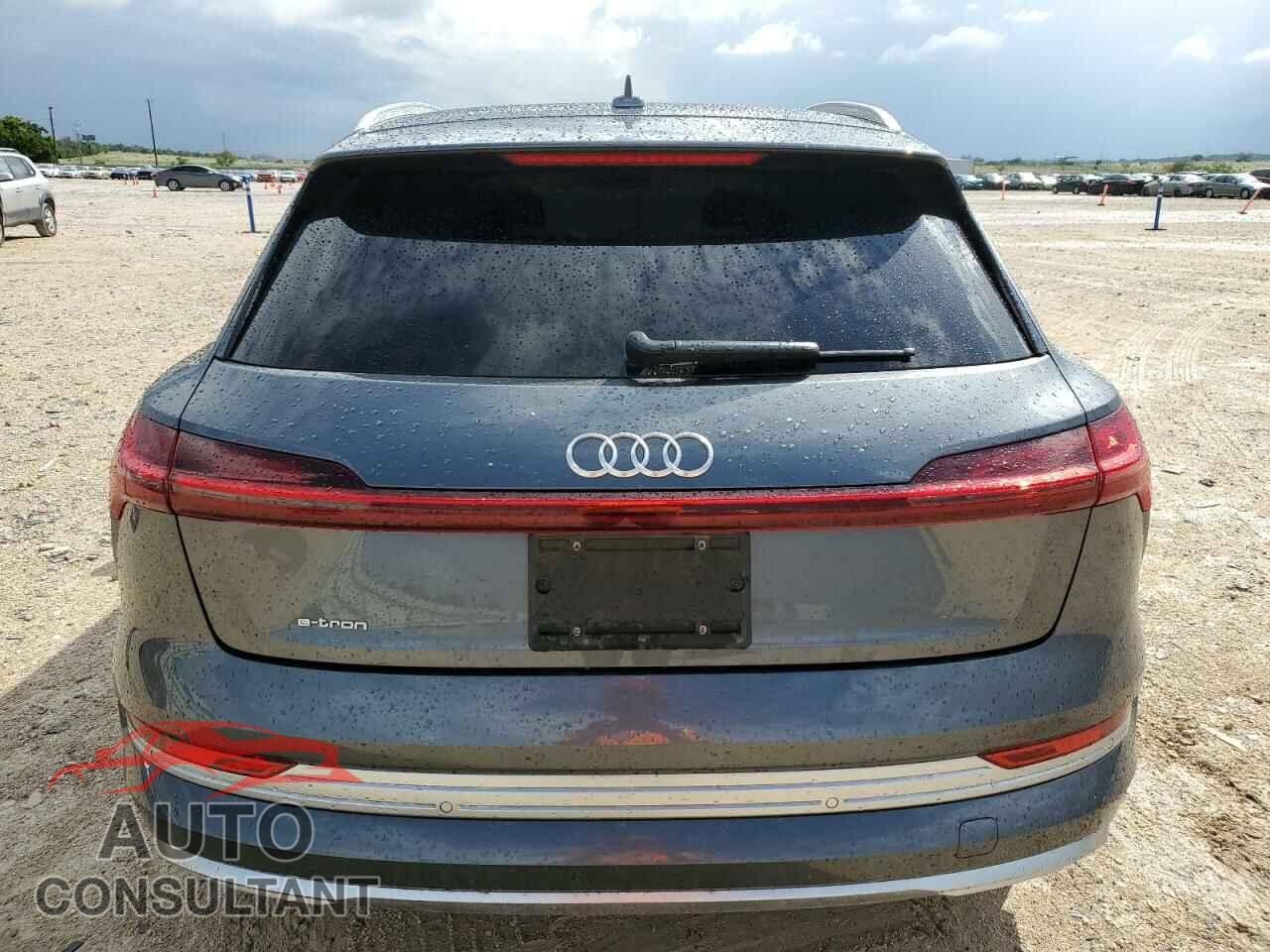 AUDI E-TRON 2019 - WA1VAAGE9KB007332