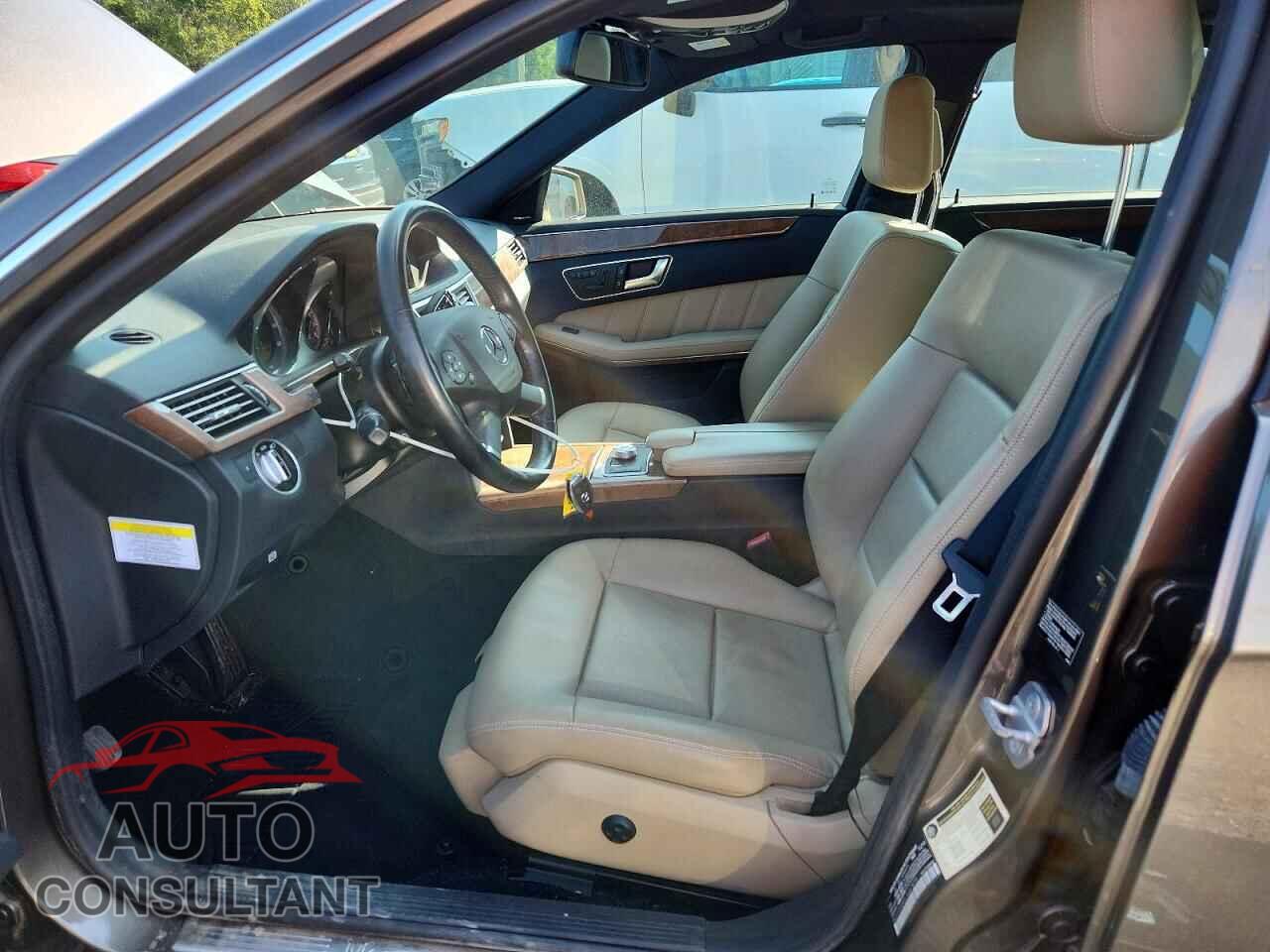 MERCEDES-BENZ E-CLASS 2012 - WDDHF8JBXCA567675
