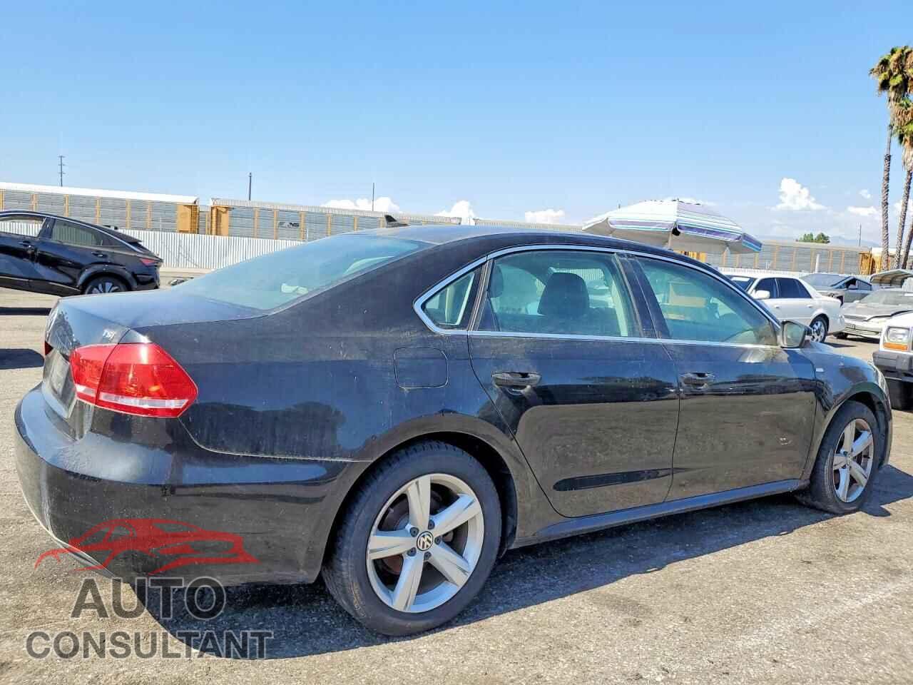 VOLKSWAGEN PASSAT 2014 - 1VWAT7A38EC044392