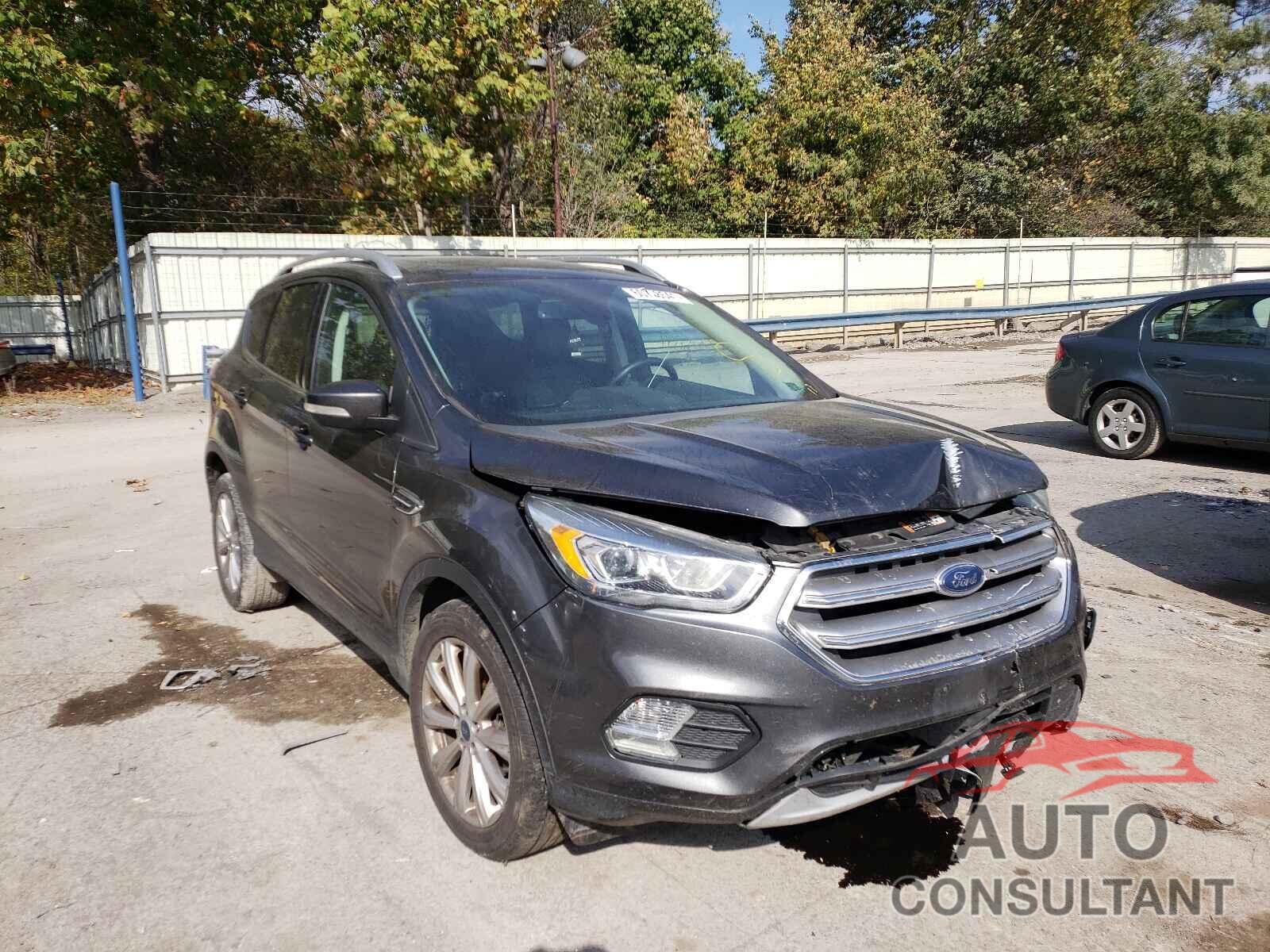 FORD ESCAPE 2017 - 1FMCU9J95HUB06527