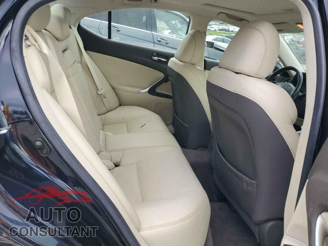 LEXUS IS 2010 - JTHCF5C2XA5038084